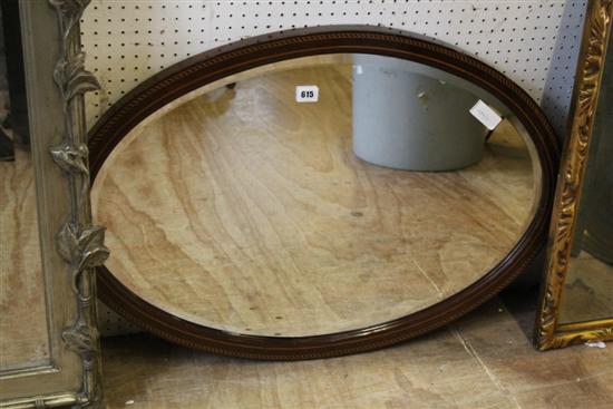 Oval chequer inlaid wall mirror(-)